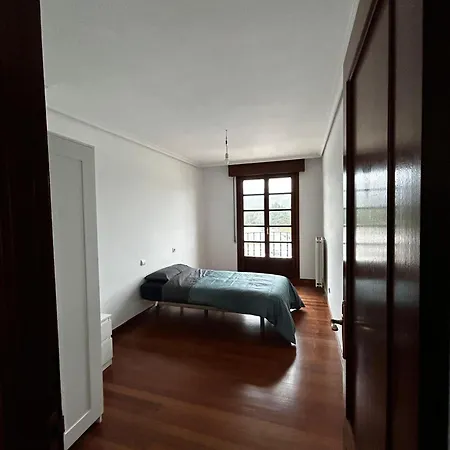 דירה Apartamento Saron סארון